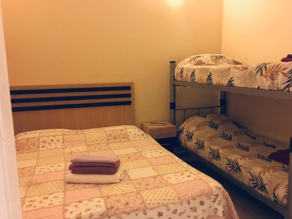 Hostal Montecristo *